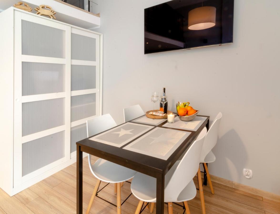 Holiday Home Loft Z Antresola I Balkonem Przy Plazy Miedzyzdroje Eksteriør bilde